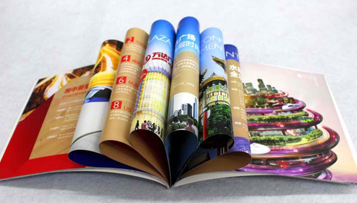 萬達廣場攜手日大彩印打造“悅?cè)孀碥饺亍本窐菚? class=